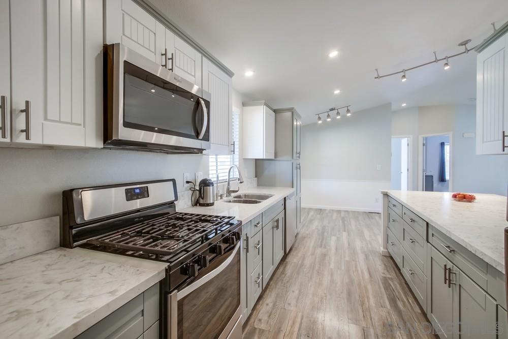 Detail Gallery Image 13 of 41 For 450 E Bradley Ave  Spc 69,  El Cajon,  CA 92021 - 3 Beds | 2 Baths