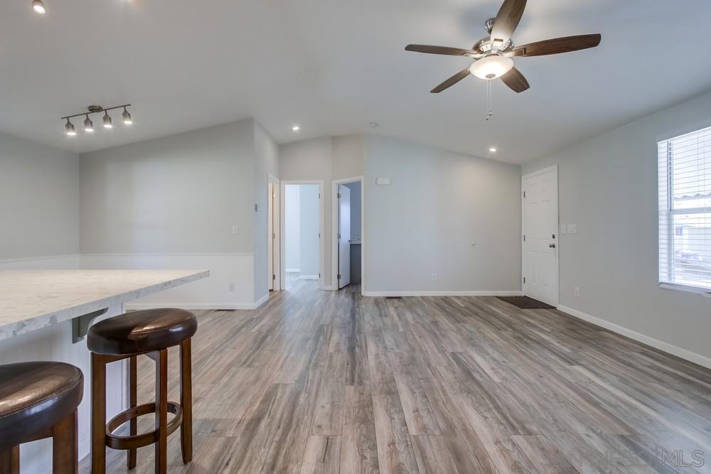 Detail Gallery Image 7 of 41 For 450 E Bradley Ave  Spc 69,  El Cajon,  CA 92021 - 3 Beds | 2 Baths