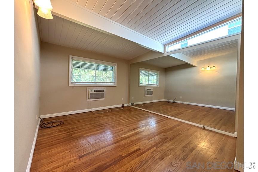 Detail Gallery Image 13 of 15 For 920  Country Club, Coronado,  CA 92118 - 5 Beds | 5/1 Baths