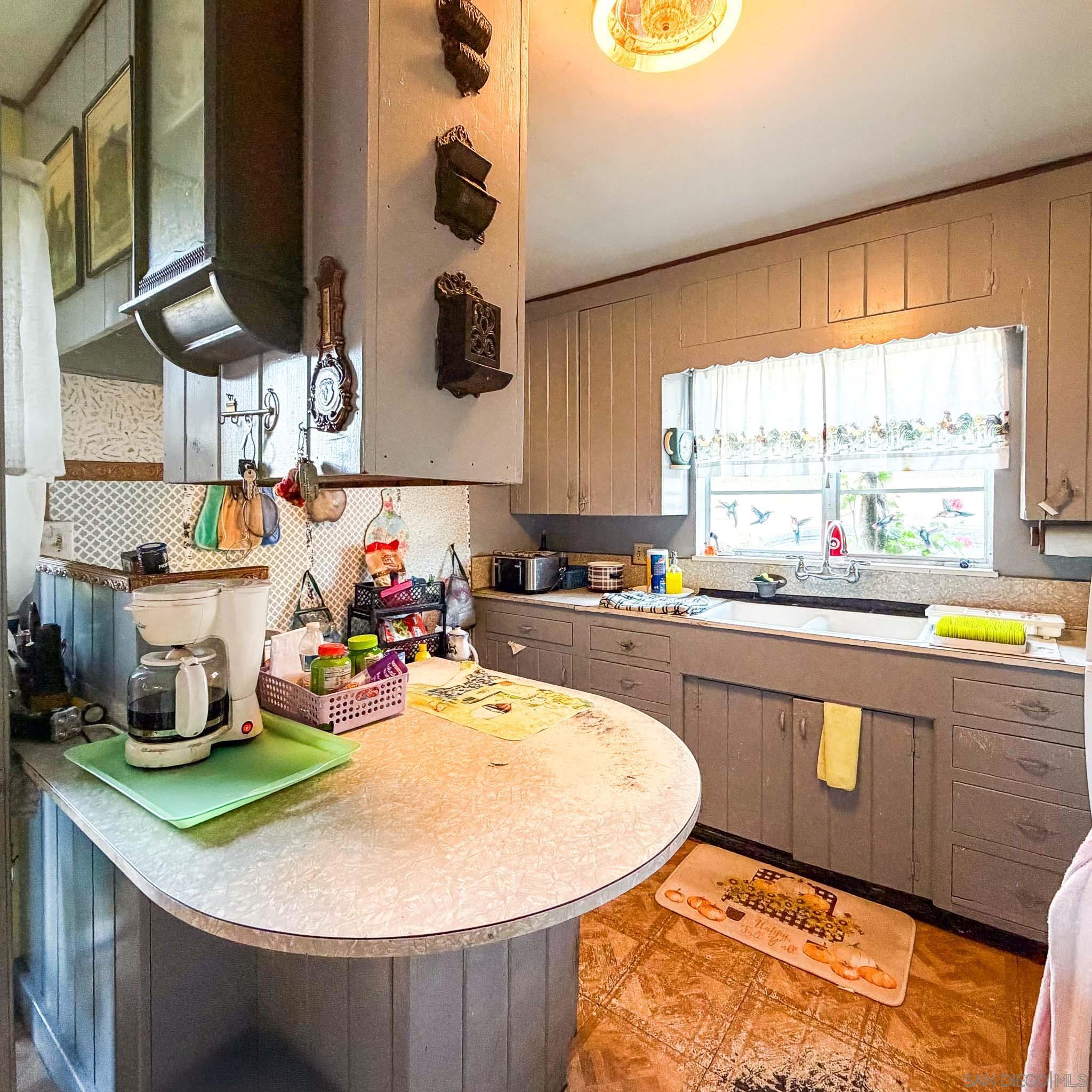 Detail Gallery Image 12 of 43 For 4370  Lynndale Ln, Chula Vista,  CA 91910 - 3 Beds | 2 Baths