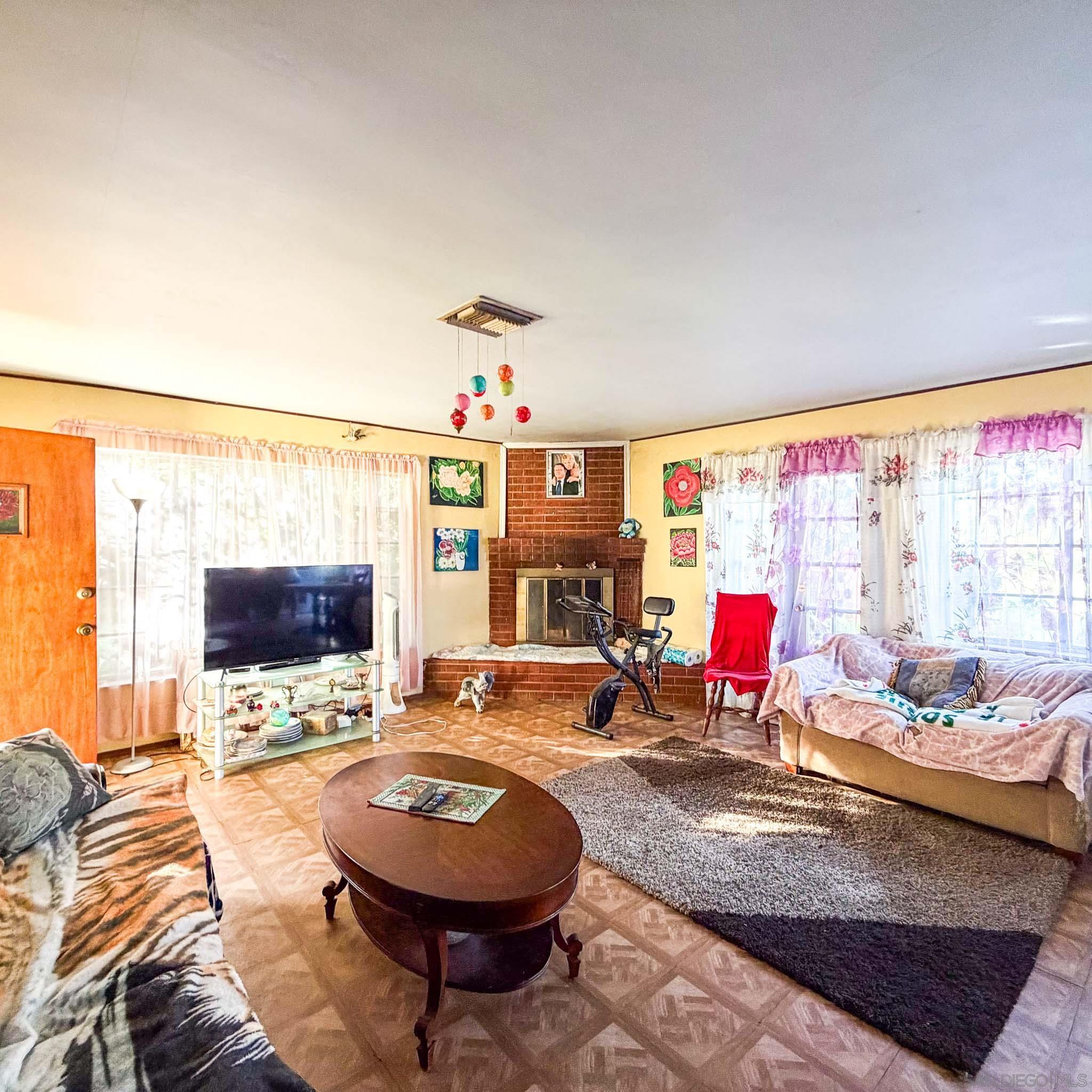 Detail Gallery Image 7 of 43 For 4370  Lynndale Ln, Chula Vista,  CA 91910 - 3 Beds | 2 Baths