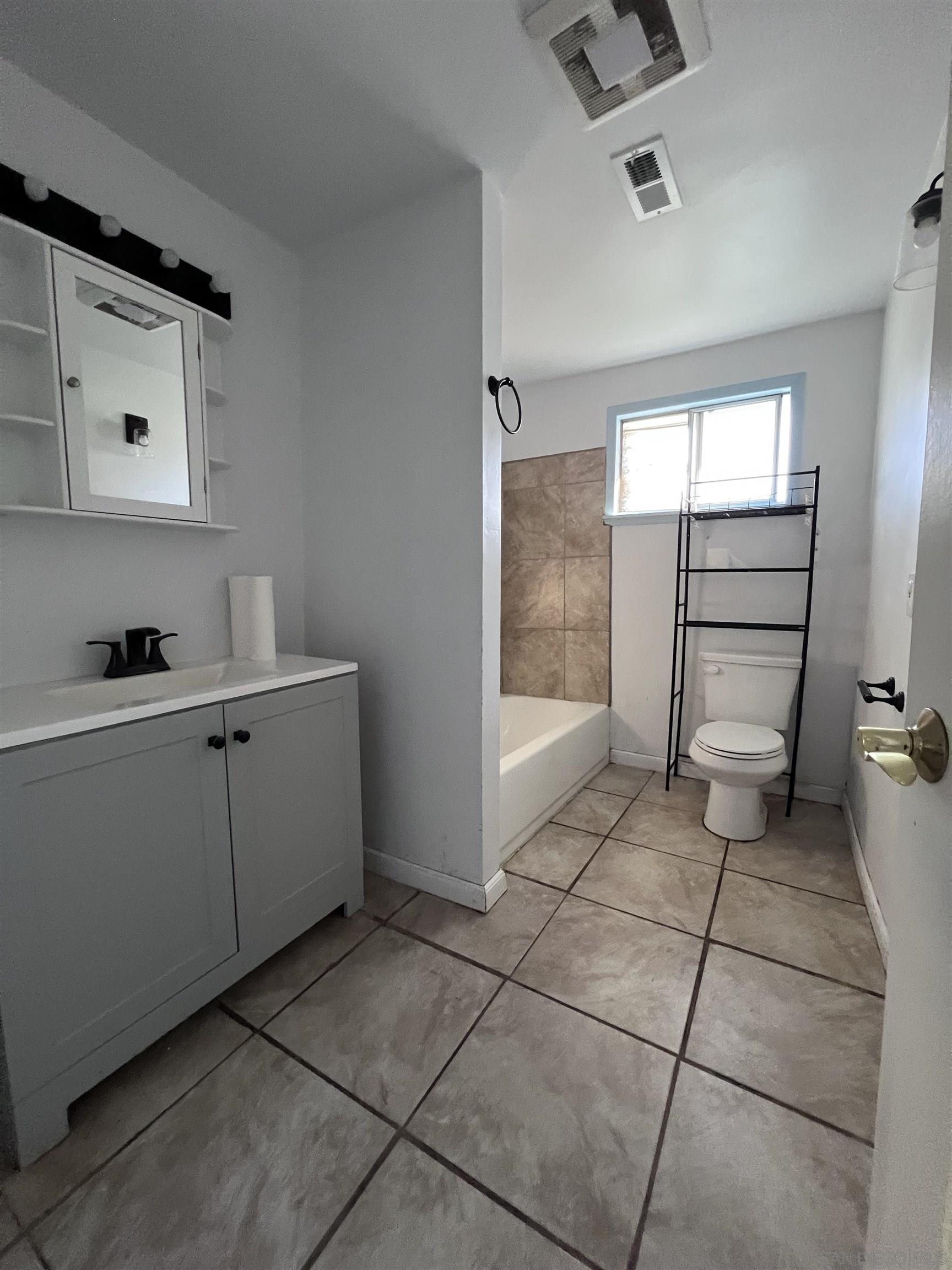 Detail Gallery Image 10 of 58 For 30247  Chihuahua Valley Road, Warner Springs,  CA 92086 - 4 Beds | 2/1 Baths