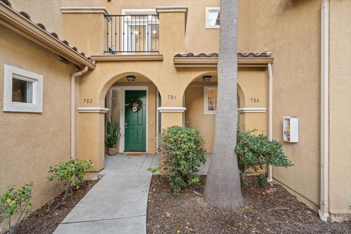 Front Image Thumbnail for SD250045395