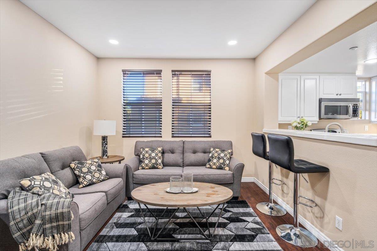 Detail Gallery Image 3 of 25 For 786  Anchor Cove, San Diego,  CA 92154 - 2 Beds | 2/1 Baths