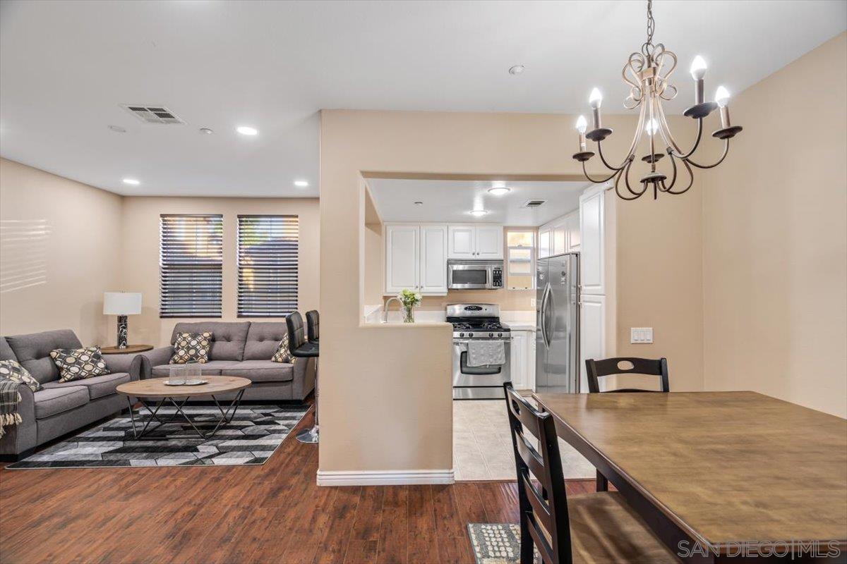 Detail Gallery Image 6 of 25 For 786  Anchor Cove, San Diego,  CA 92154 - 2 Beds | 2/1 Baths