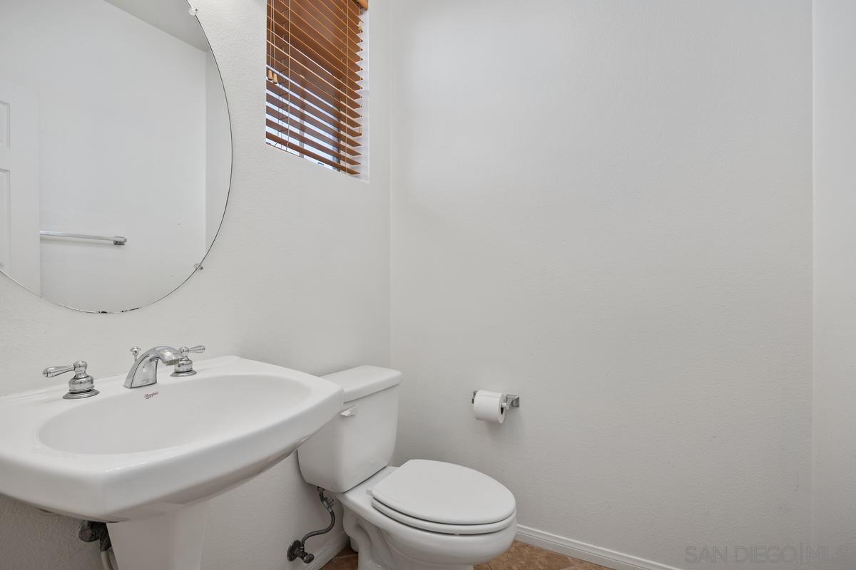 Detail Gallery Image 17 of 51 For 16679  Deer Ridge Road, San Diego,  CA 92127 - 4 Beds | 2/1 Baths