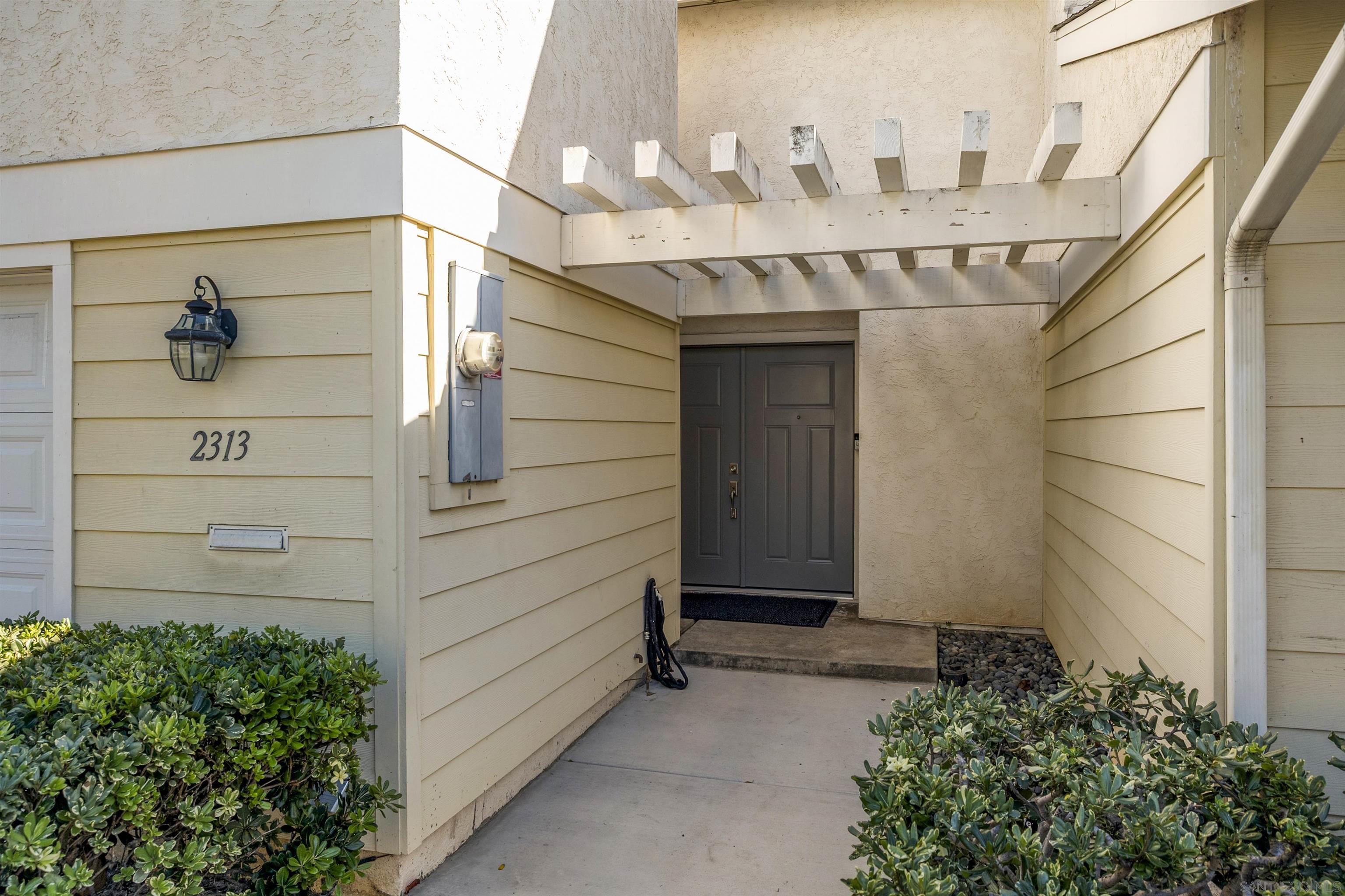 Detail Gallery Image 4 of 51 For 2313  Caminito Mira, San Diego,  CA 92107 - 3 Beds | 2/1 Baths