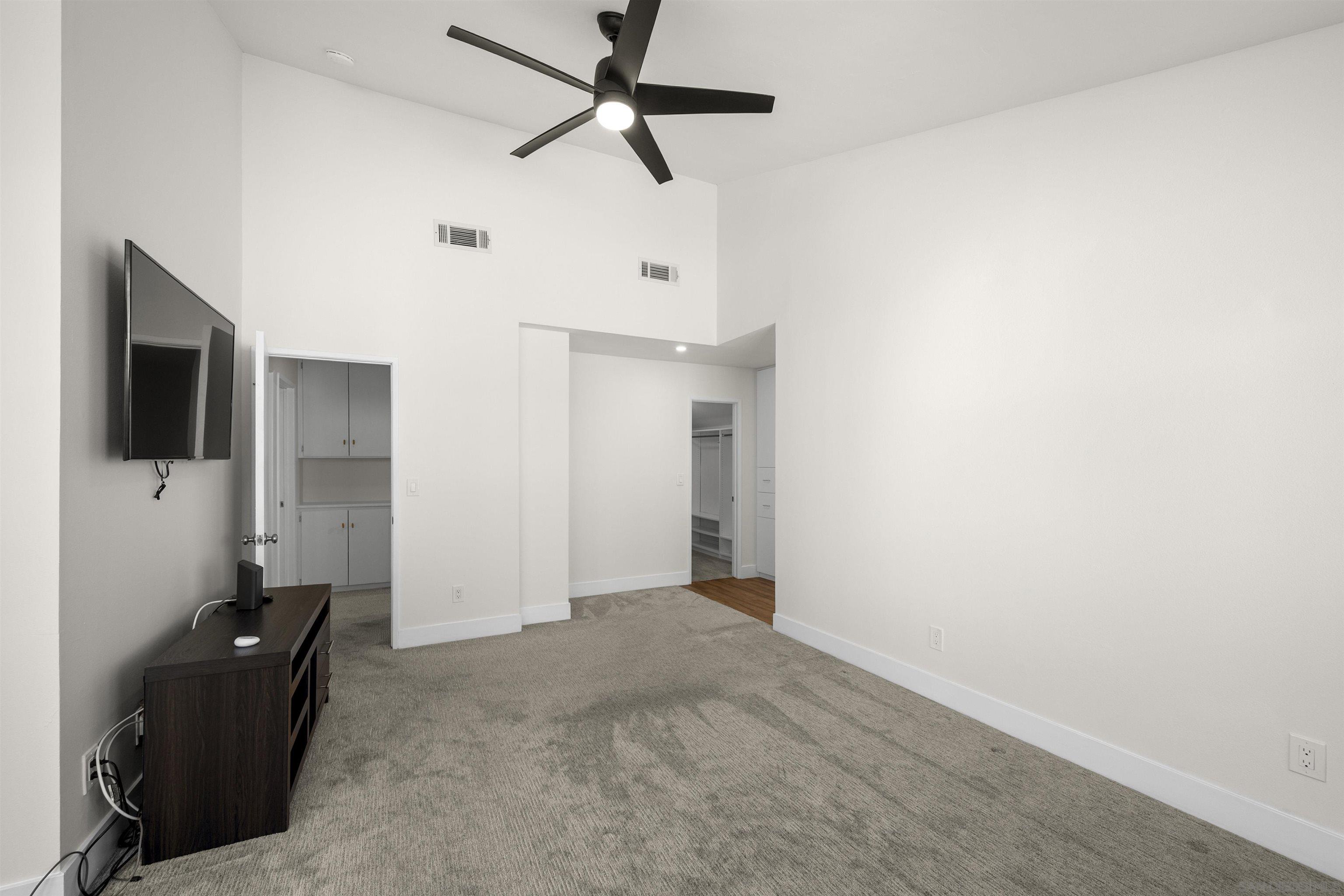 Detail Gallery Image 33 of 51 For 2313  Caminito Mira, San Diego,  CA 92107 - 3 Beds | 2/1 Baths