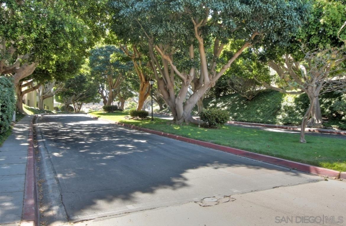 Detail Gallery Image 49 of 51 For 2313  Caminito Mira, San Diego,  CA 92107 - 3 Beds | 2/1 Baths