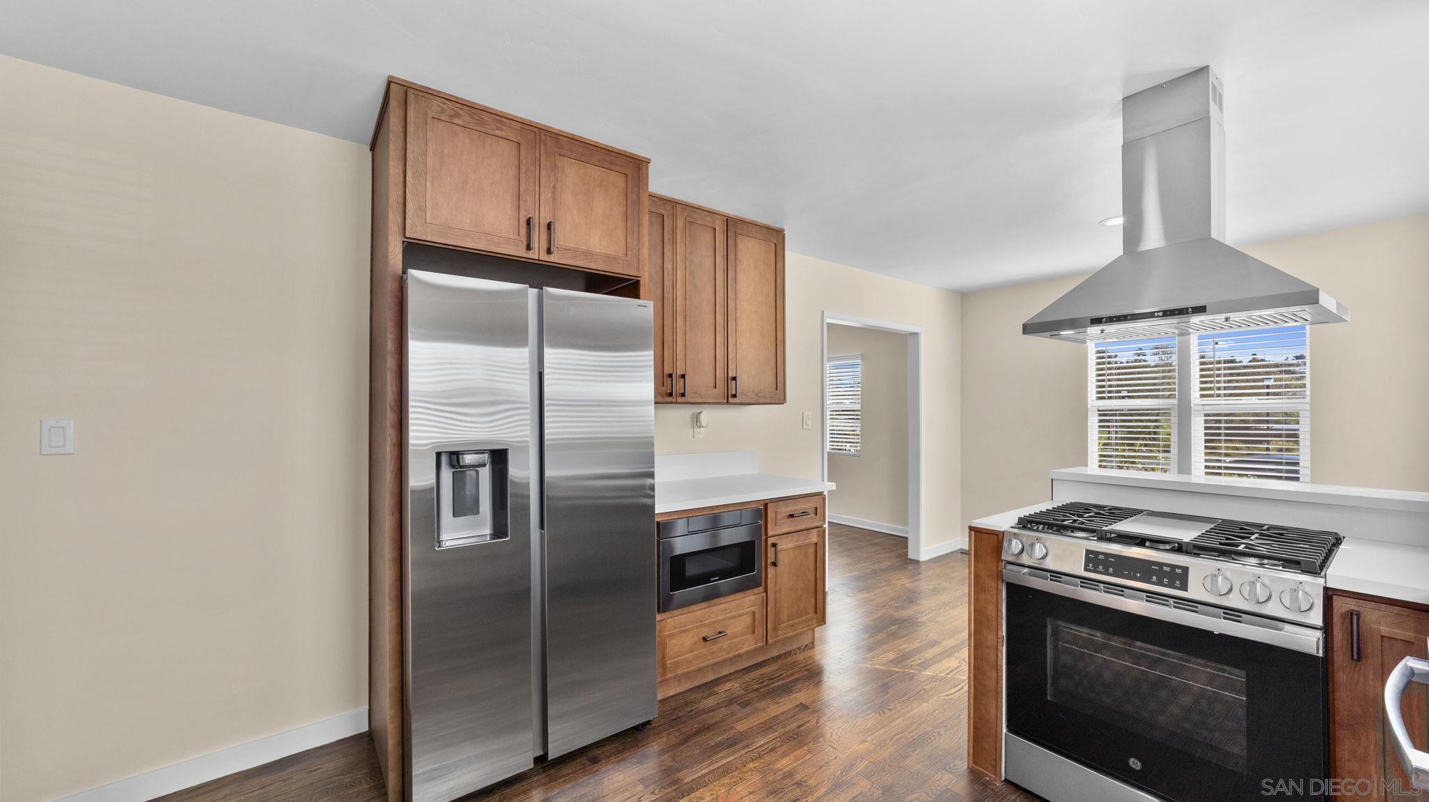 Detail Gallery Image 4 of 40 For 204 N Citrus Ave, Vista,  CA 92084 - 2 Beds | 1 Baths