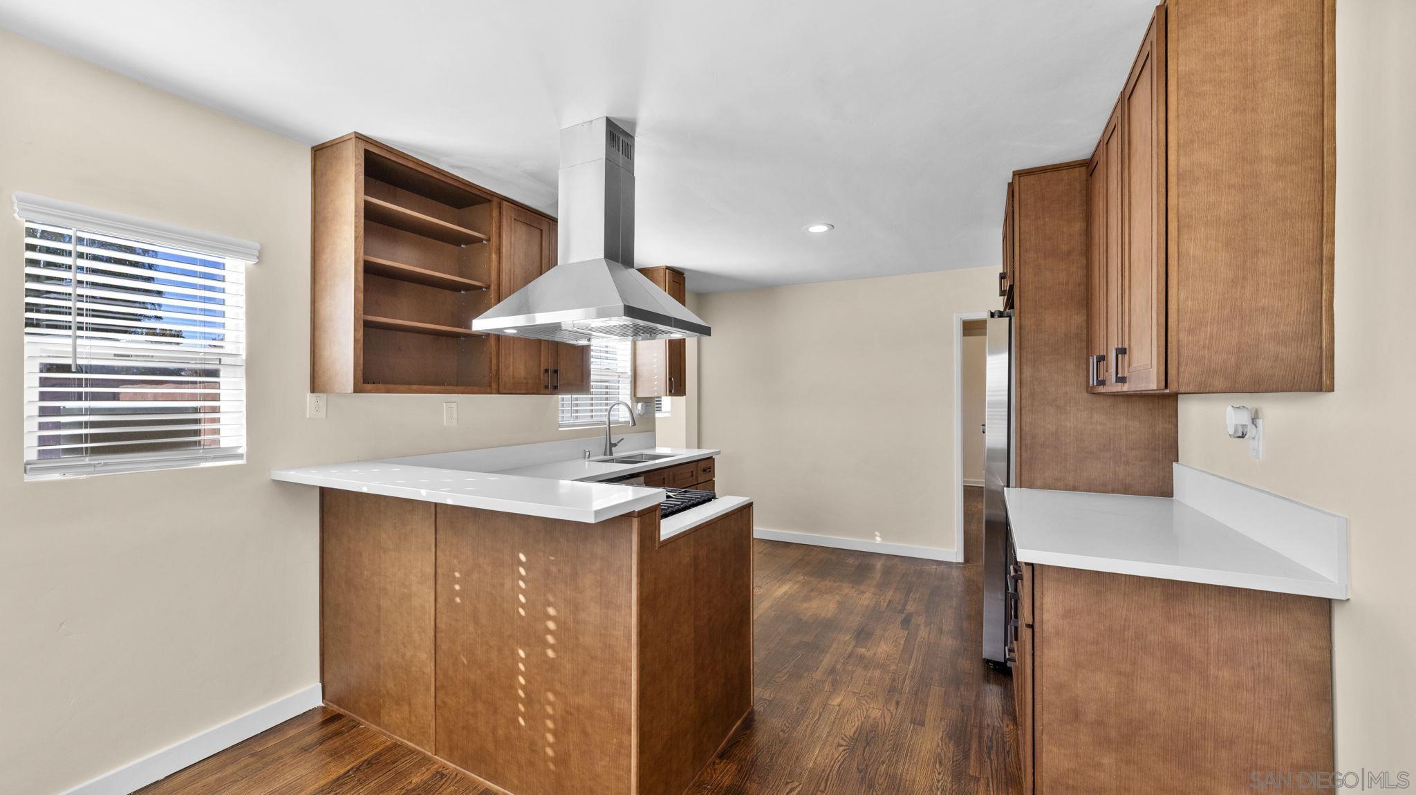 Detail Gallery Image 6 of 40 For 204 N Citrus Ave, Vista,  CA 92084 - 2 Beds | 1 Baths