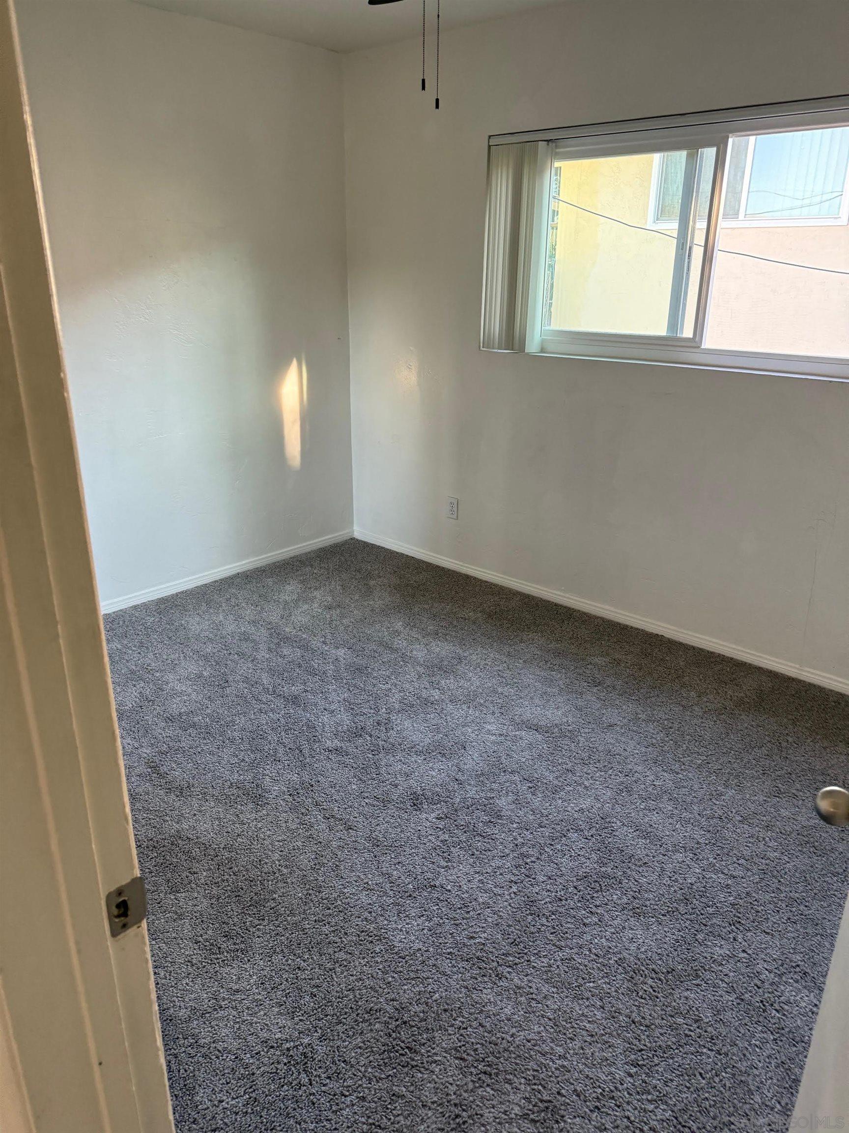 Detail Gallery Image 9 of 10 For 7615  Sturgess, La Mesa,  CA 91941 - 2 Beds | 1 Baths