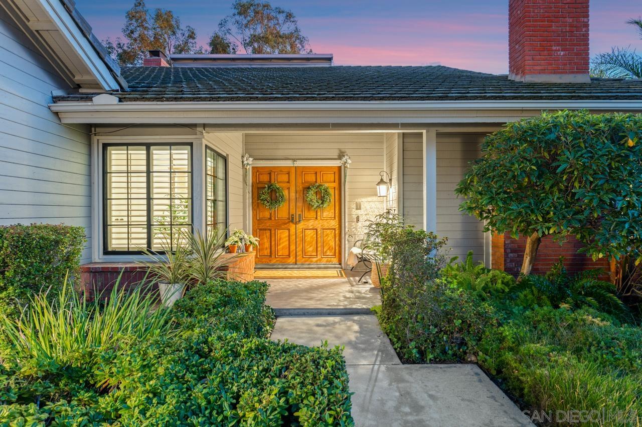 Detail Gallery Image 2 of 55 For 12565  Fairbrook Rd, San Diego,  CA 92131 - 3 Beds | 2 Baths