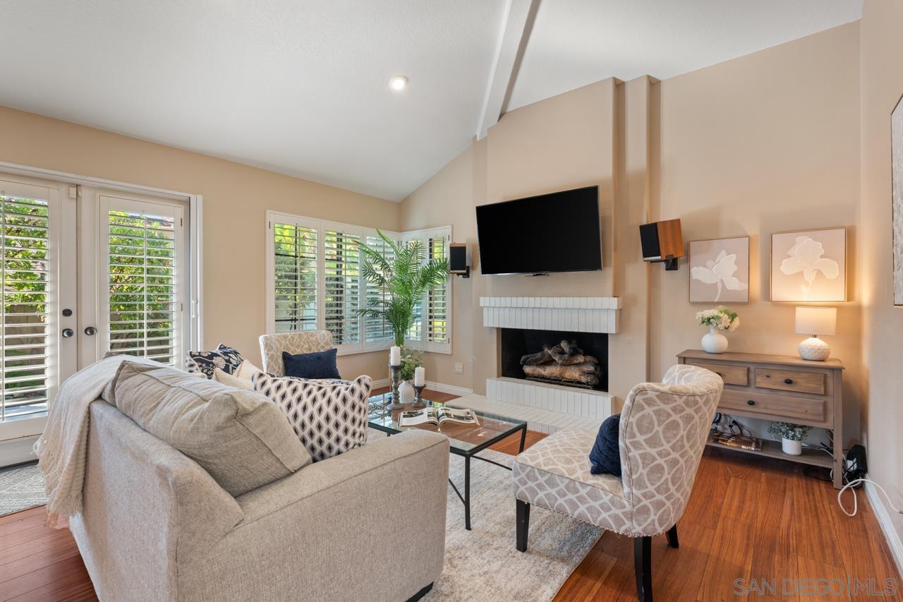 Detail Gallery Image 16 of 55 For 12565  Fairbrook Rd, San Diego,  CA 92131 - 3 Beds | 2 Baths