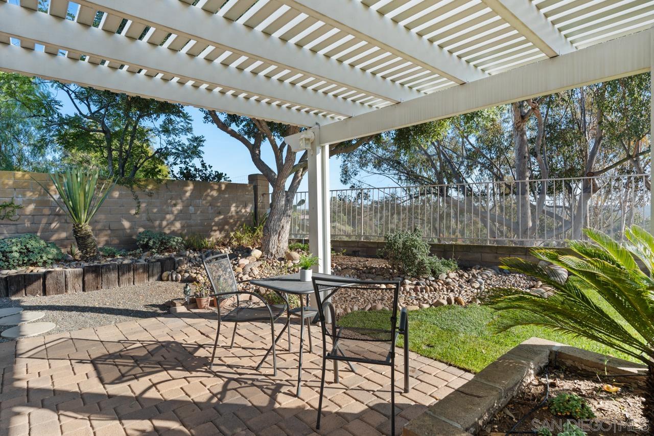 Detail Gallery Image 33 of 55 For 12565  Fairbrook Rd, San Diego,  CA 92131 - 3 Beds | 2 Baths