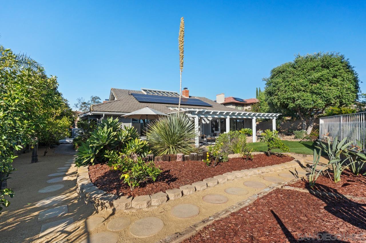 Detail Gallery Image 34 of 55 For 12565  Fairbrook Rd, San Diego,  CA 92131 - 3 Beds | 2 Baths