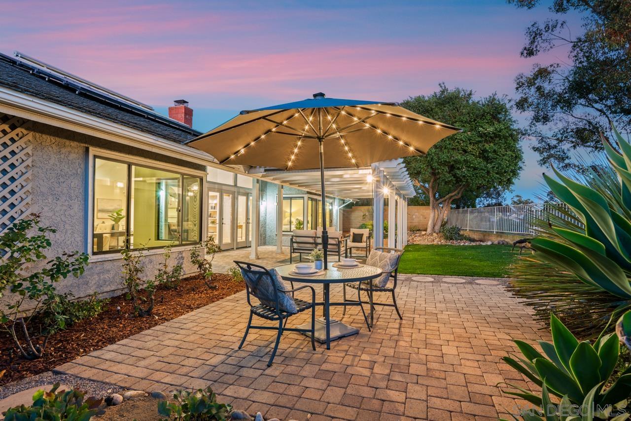 Detail Gallery Image 44 of 55 For 12565  Fairbrook Rd, San Diego,  CA 92131 - 3 Beds | 2 Baths