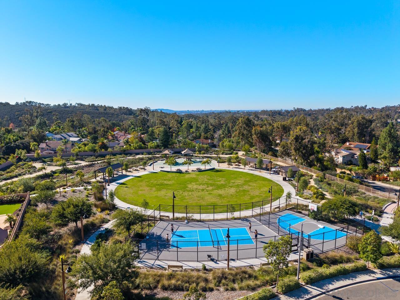 Detail Gallery Image 52 of 55 For 12565  Fairbrook Rd, San Diego,  CA 92131 - 3 Beds | 2 Baths