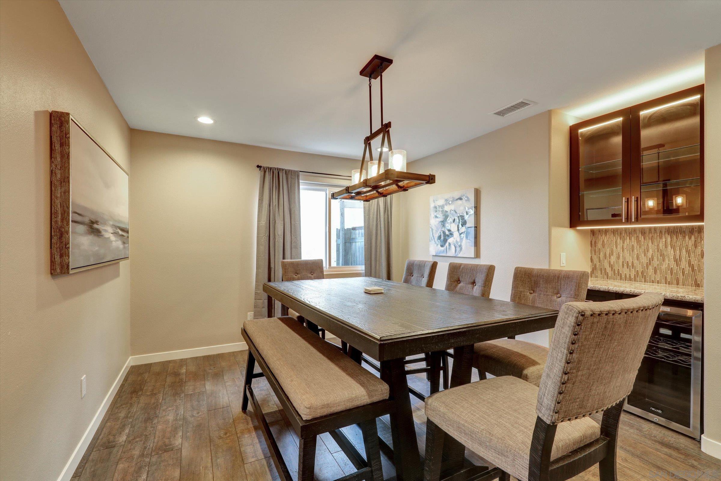 Detail Gallery Image 10 of 42 For Mendocino Blvd, San Diego,  CA 92107 - 5 Beds | 3 Baths