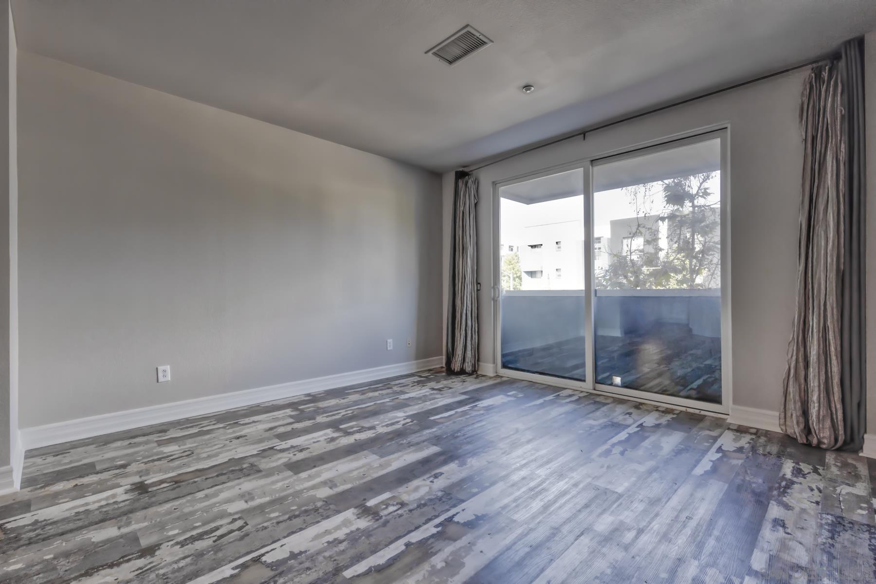 Detail Gallery Image 10 of 26 For 550  Park Blvd.  2308, San Diego,  CA 92101 - 1 Beds | 1 Baths