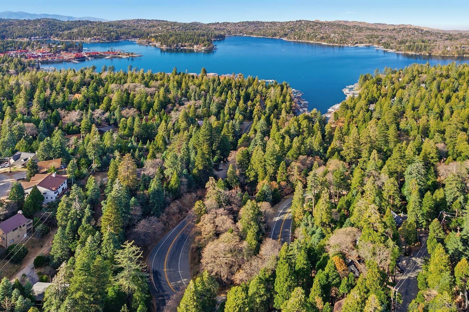 Detail Gallery Image 2 of 29 For , Lake Arrowhead,  CA 92352 - – Beds | – Baths