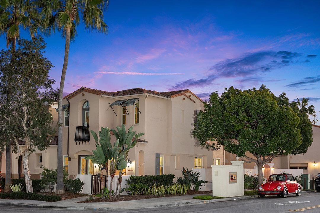 Detail Gallery Image 3 of 57 For 2793 E Bainbridge Road, San Diego,  CA 92106 - 3 Beds | 2/1 Baths