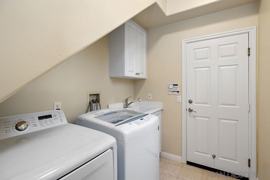 Detail Gallery Image 21 of 57 For 2793 E Bainbridge Road, San Diego,  CA 92106 - 3 Beds | 2/1 Baths