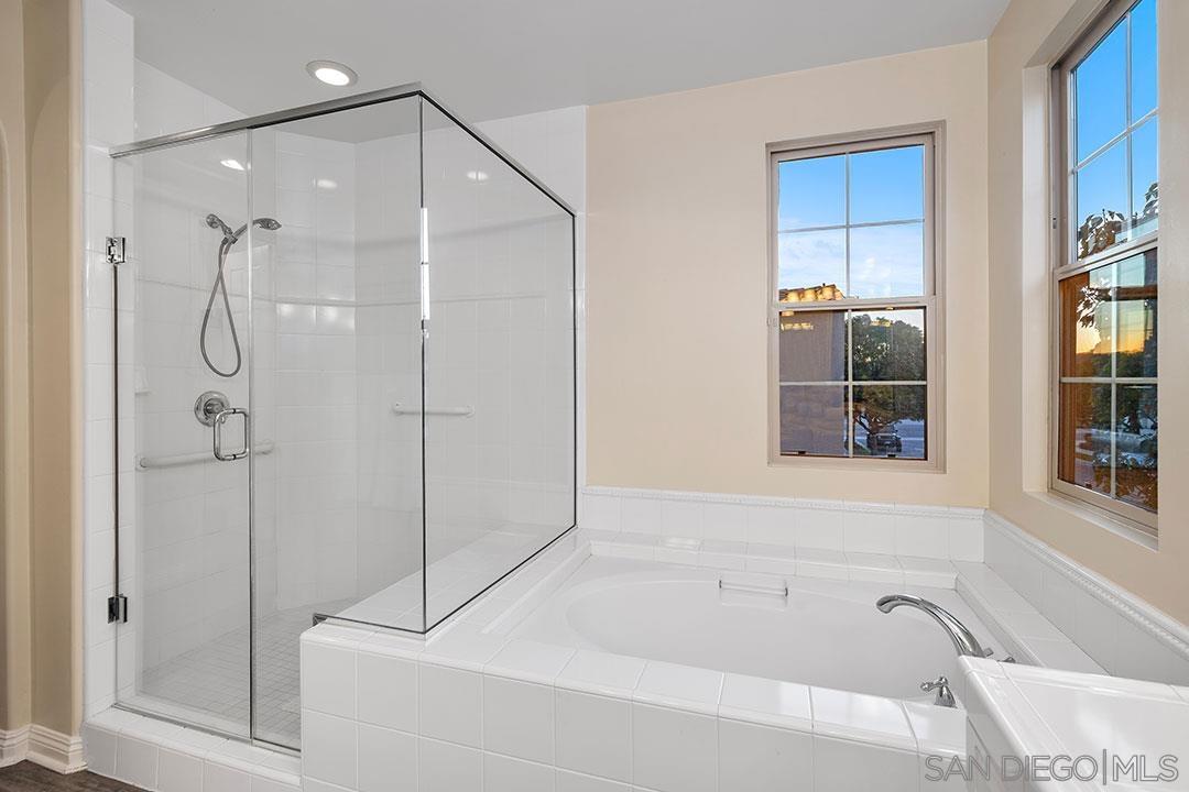 Detail Gallery Image 27 of 57 For 2793 E Bainbridge Road, San Diego,  CA 92106 - 3 Beds | 2/1 Baths