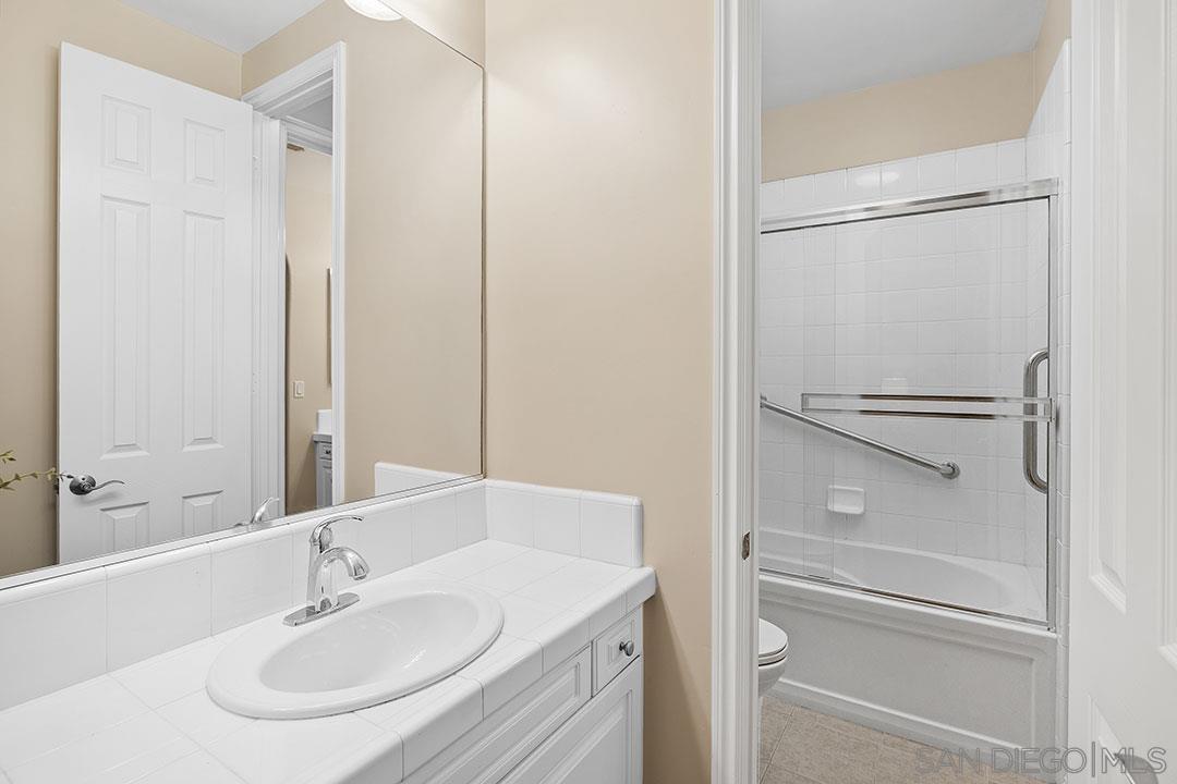 Detail Gallery Image 31 of 57 For 2793 E Bainbridge Road, San Diego,  CA 92106 - 3 Beds | 2/1 Baths