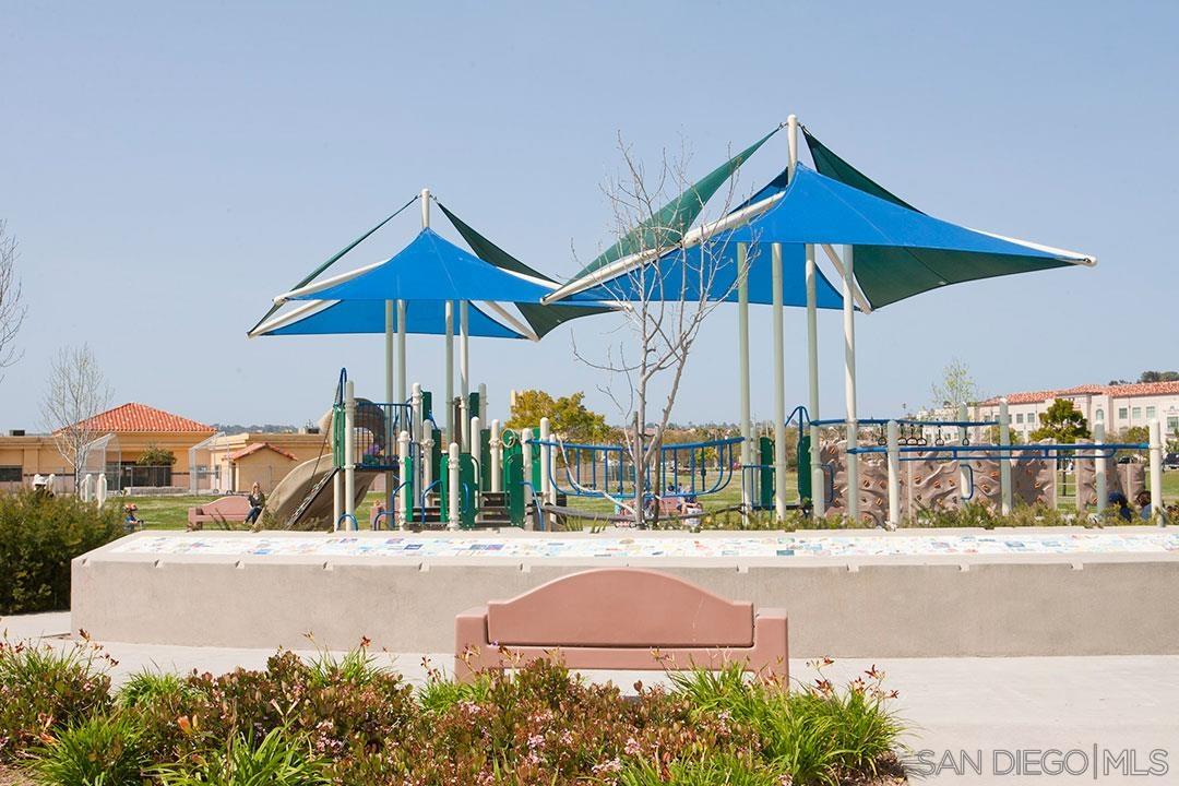 Detail Gallery Image 55 of 57 For 2793 E Bainbridge Road, San Diego,  CA 92106 - 3 Beds | 2/1 Baths