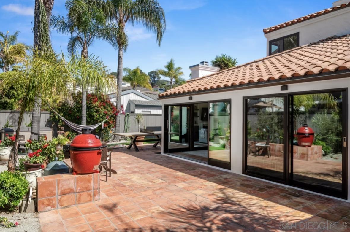 Detail Gallery Image 16 of 31 For 216  21st Street, Del Mar,  CA 92014 - 4 Beds | 3 Baths