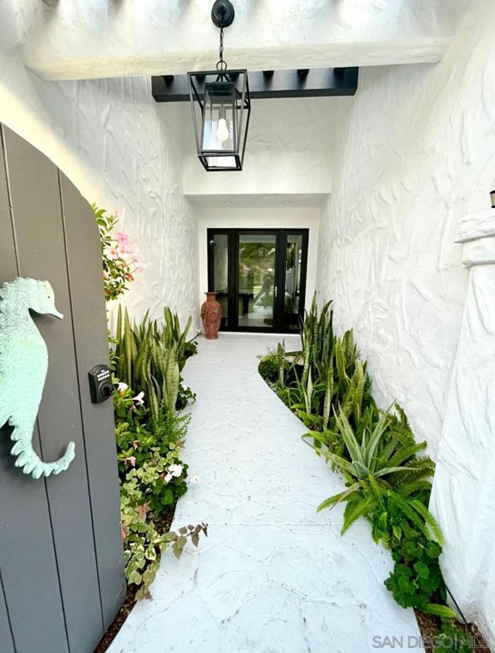 Detail Gallery Image 29 of 31 For 216  21st Street, Del Mar,  CA 92014 - 4 Beds | 3 Baths