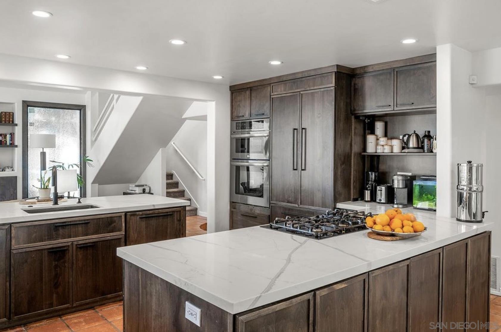 Detail Gallery Image 9 of 31 For 216  21st Street, Del Mar,  CA 92014 - 4 Beds | 3 Baths