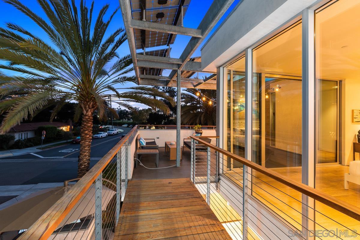 Detail Gallery Image 8 of 57 For 8001  Calle De La Plata, La Jolla,  CA 92037 - 4 Beds | 4/1 Baths