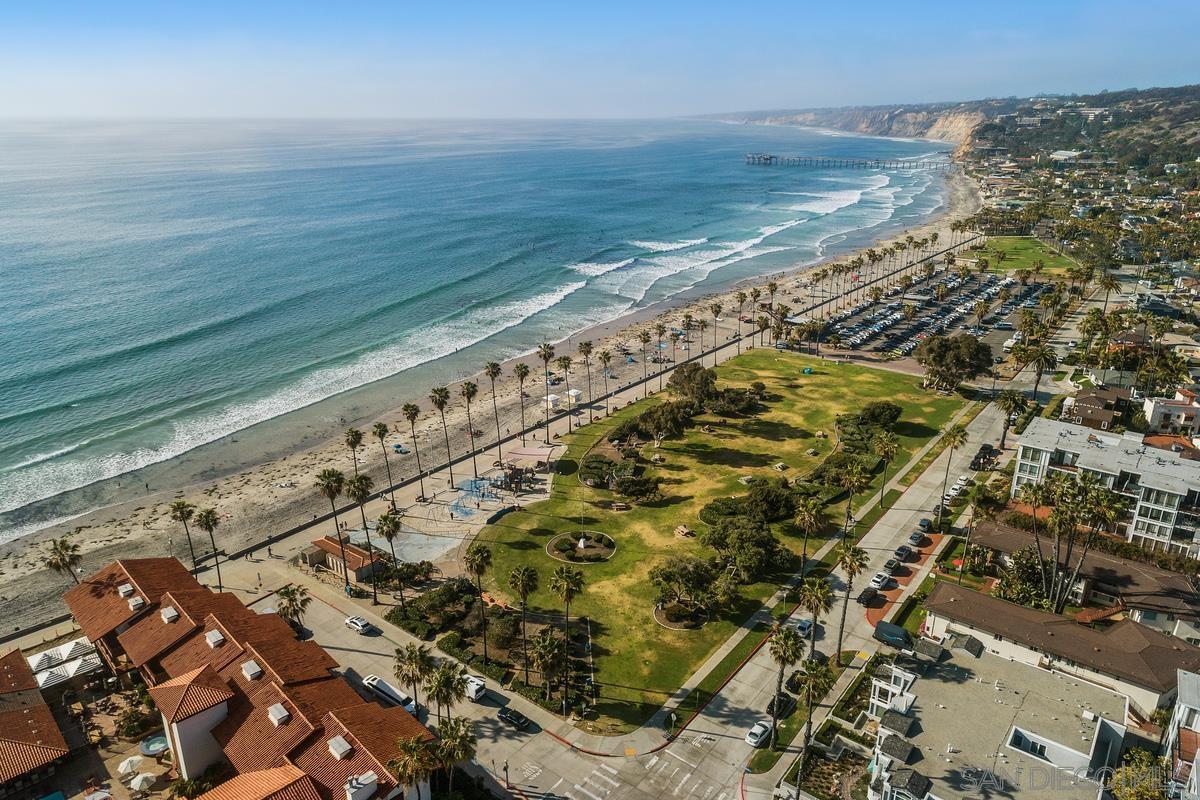 Detail Gallery Image 13 of 57 For 8001  Calle De La Plata, La Jolla,  CA 92037 - 4 Beds | 4/1 Baths