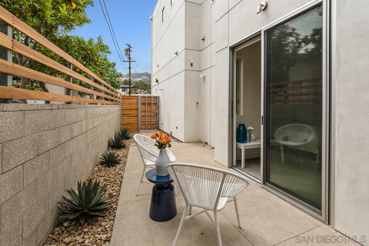 Detail Gallery Image 38 of 57 For 8001  Calle De La Plata, La Jolla,  CA 92037 - 4 Beds | 4/1 Baths