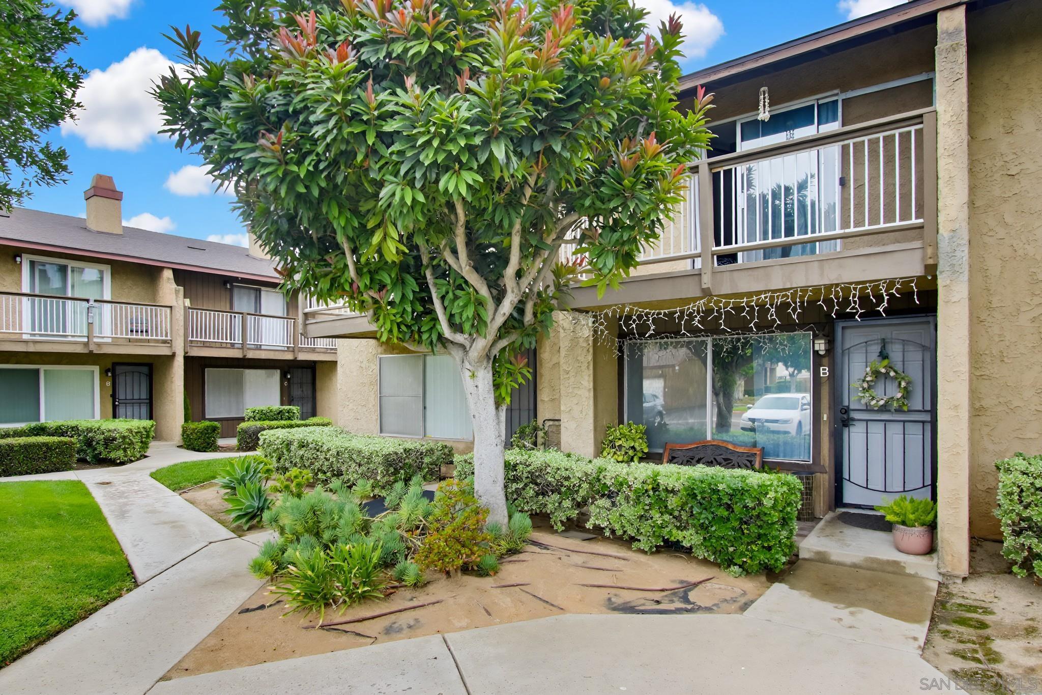 Detail Gallery Image 2 of 24 For 988 E Main E #B,  El Cajon,  CA 92021 - 2 Beds | 2/1 Baths