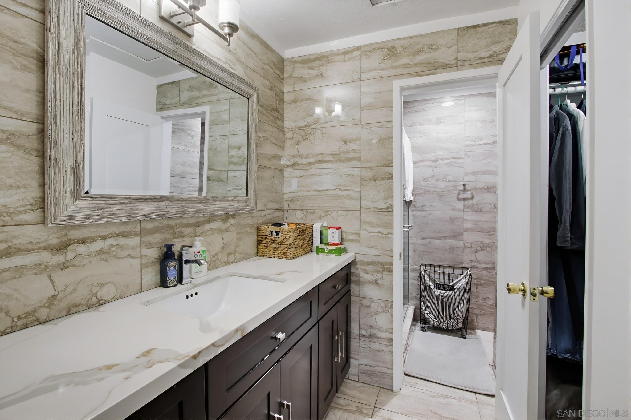 Detail Gallery Image 20 of 24 For 988 E Main E #B,  El Cajon,  CA 92021 - 2 Beds | 2/1 Baths