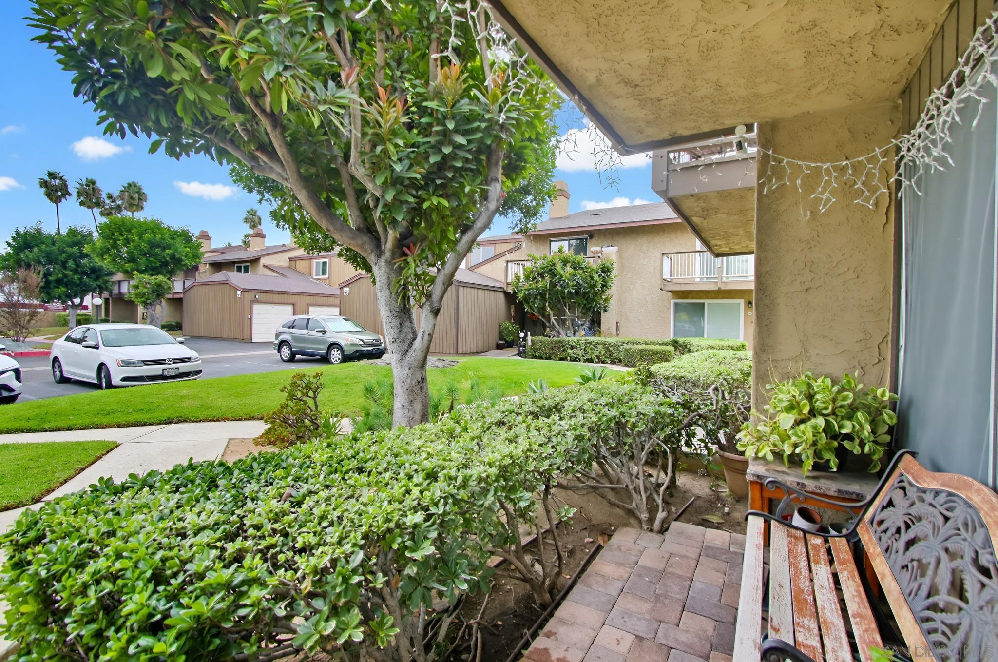 Detail Gallery Image 5 of 24 For 988 E Main E #B,  El Cajon,  CA 92021 - 2 Beds | 2/1 Baths