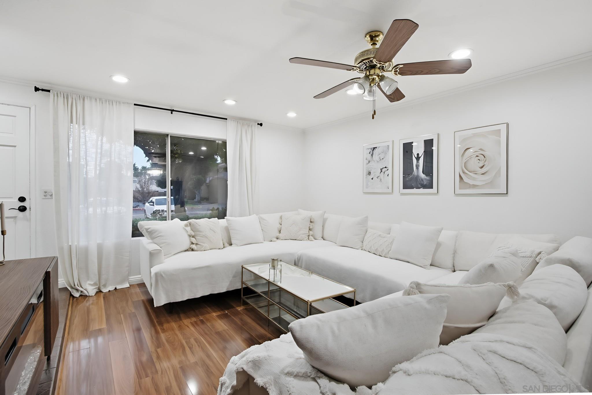 Detail Gallery Image 7 of 24 For 988 E Main E #B,  El Cajon,  CA 92021 - 2 Beds | 2/1 Baths