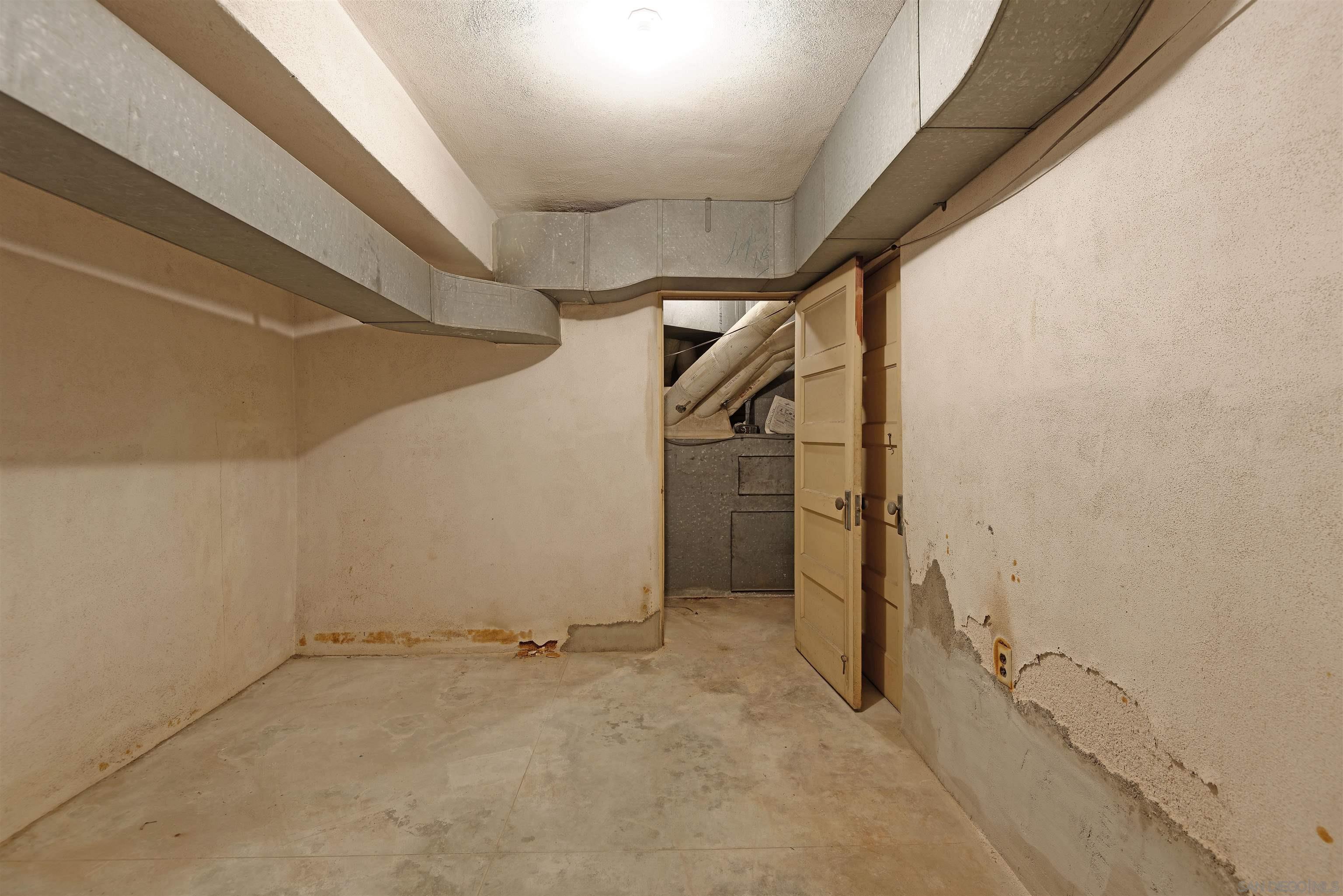 Detail Gallery Image 33 of 37 For 1925  Willow, San Diego,  CA 92106 - 3 Beds | 2 Baths