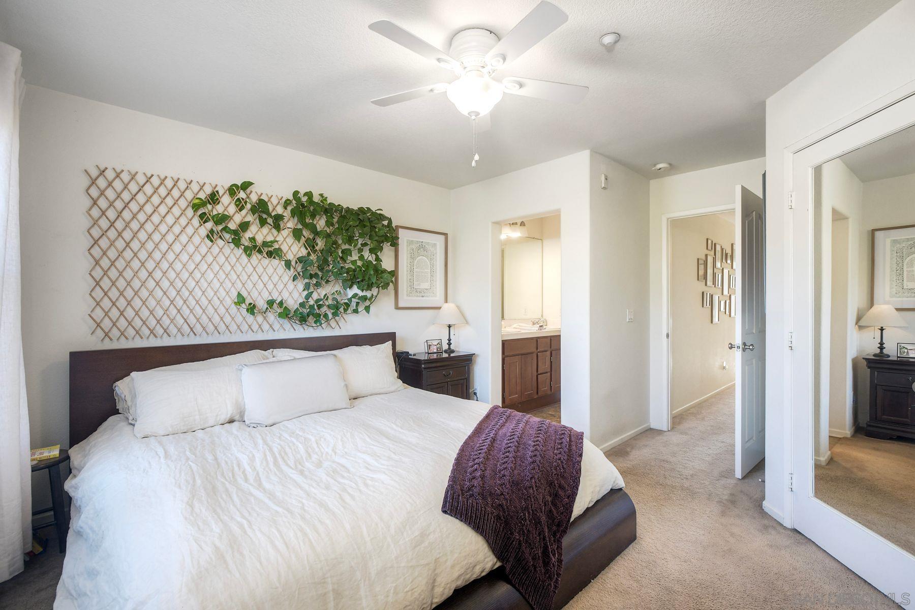 Detail Gallery Image 8 of 49 For 1361  Abbey Ln, San Marcos,  CA 92078 - 2 Beds | 2/1 Baths