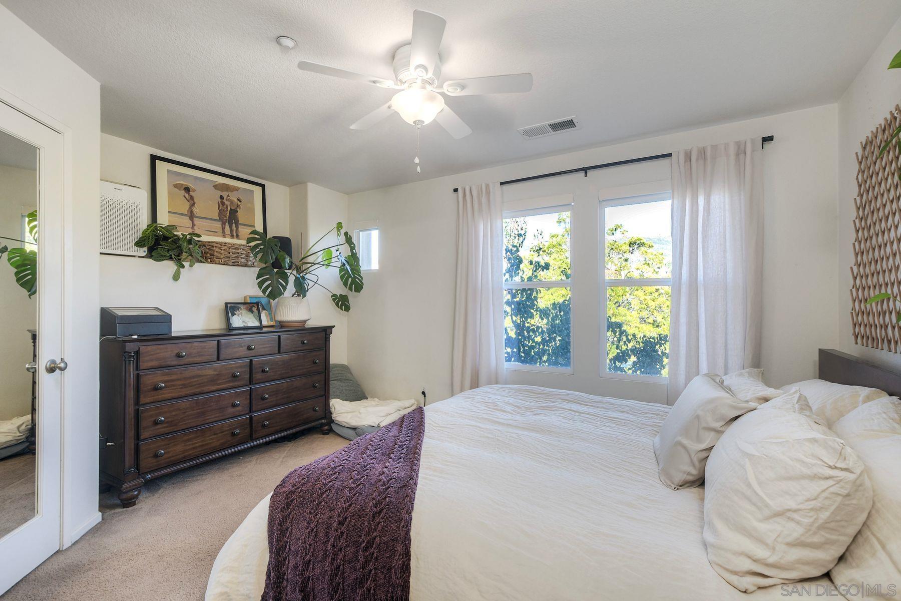 Detail Gallery Image 9 of 49 For 1361  Abbey Ln, San Marcos,  CA 92078 - 2 Beds | 2/1 Baths