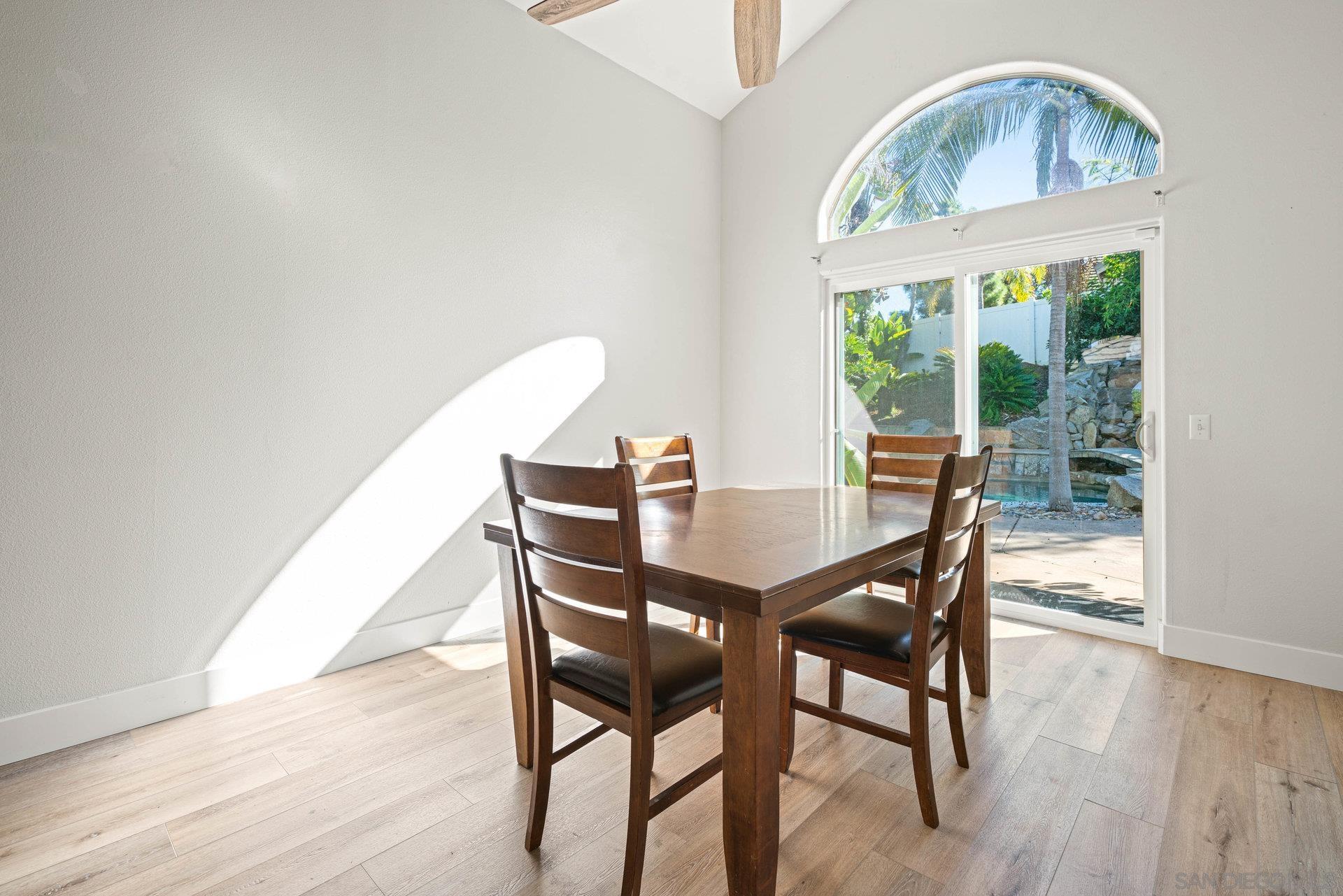 Detail Gallery Image 19 of 54 For 2579  Fire Mountain Drive, Oceanside,  CA 92054 - 4 Beds | 3 Baths