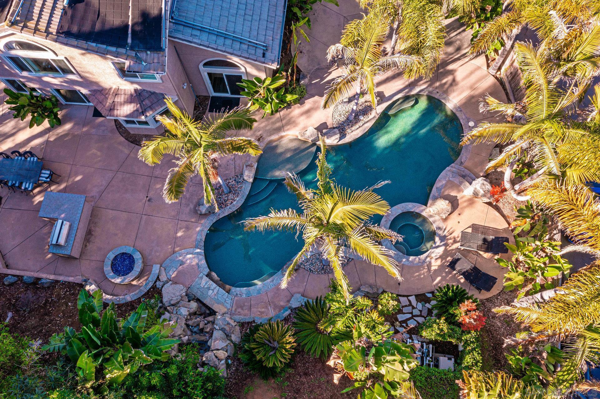 Detail Gallery Image 3 of 54 For 2579  Fire Mountain Drive, Oceanside,  CA 92054 - 4 Beds | 3 Baths