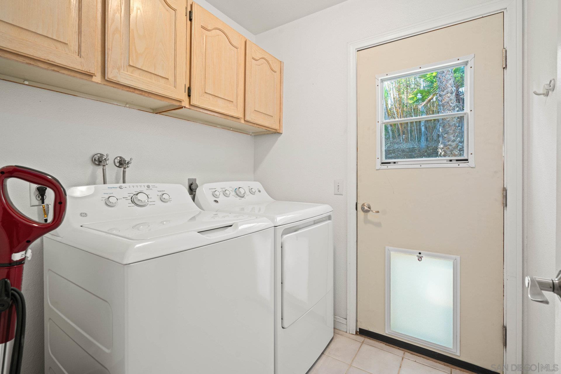 Detail Gallery Image 32 of 54 For 2579  Fire Mountain Drive, Oceanside,  CA 92054 - 4 Beds | 3 Baths