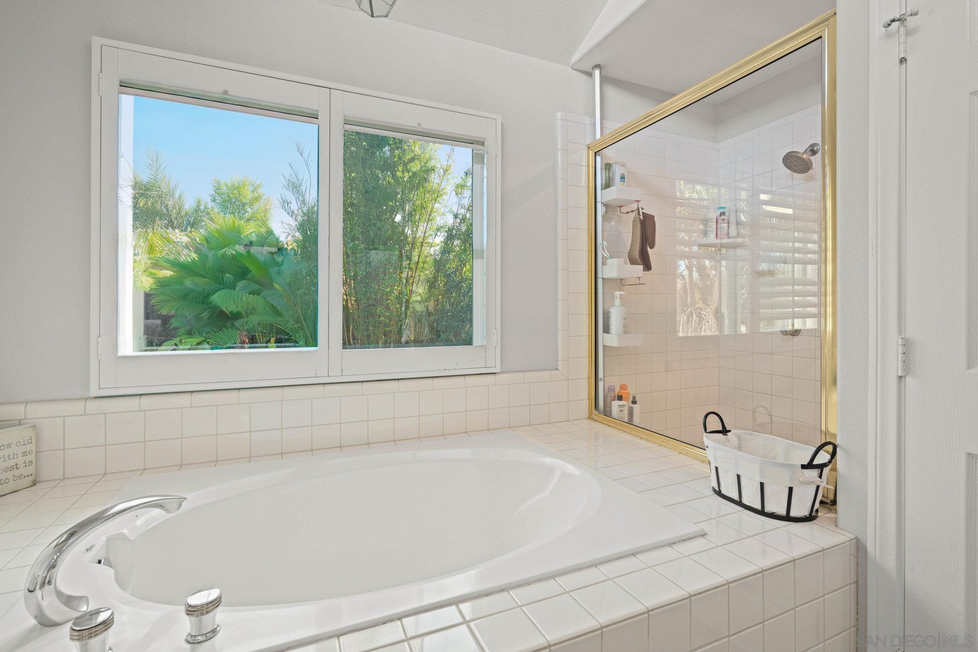 Detail Gallery Image 37 of 54 For 2579  Fire Mountain Drive, Oceanside,  CA 92054 - 4 Beds | 3 Baths