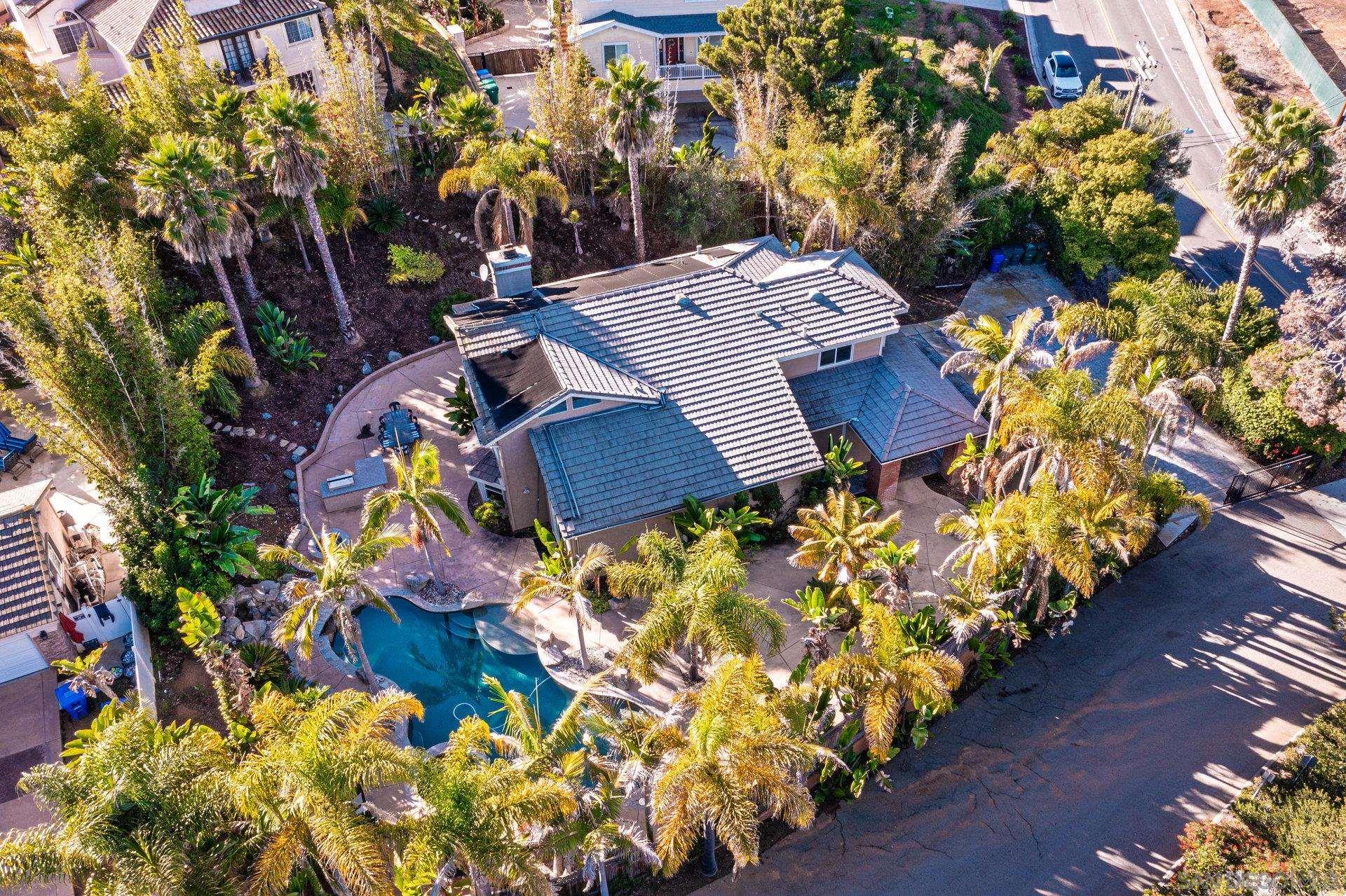 Detail Gallery Image 7 of 54 For 2579  Fire Mountain Drive, Oceanside,  CA 92054 - 4 Beds | 3 Baths