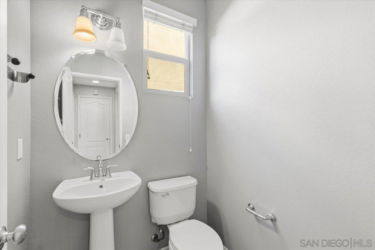 Detail Gallery Image 23 of 30 For 10034  Leavesly Trail, Santee,  CA 92071 - 3 Beds | 2/1 Baths