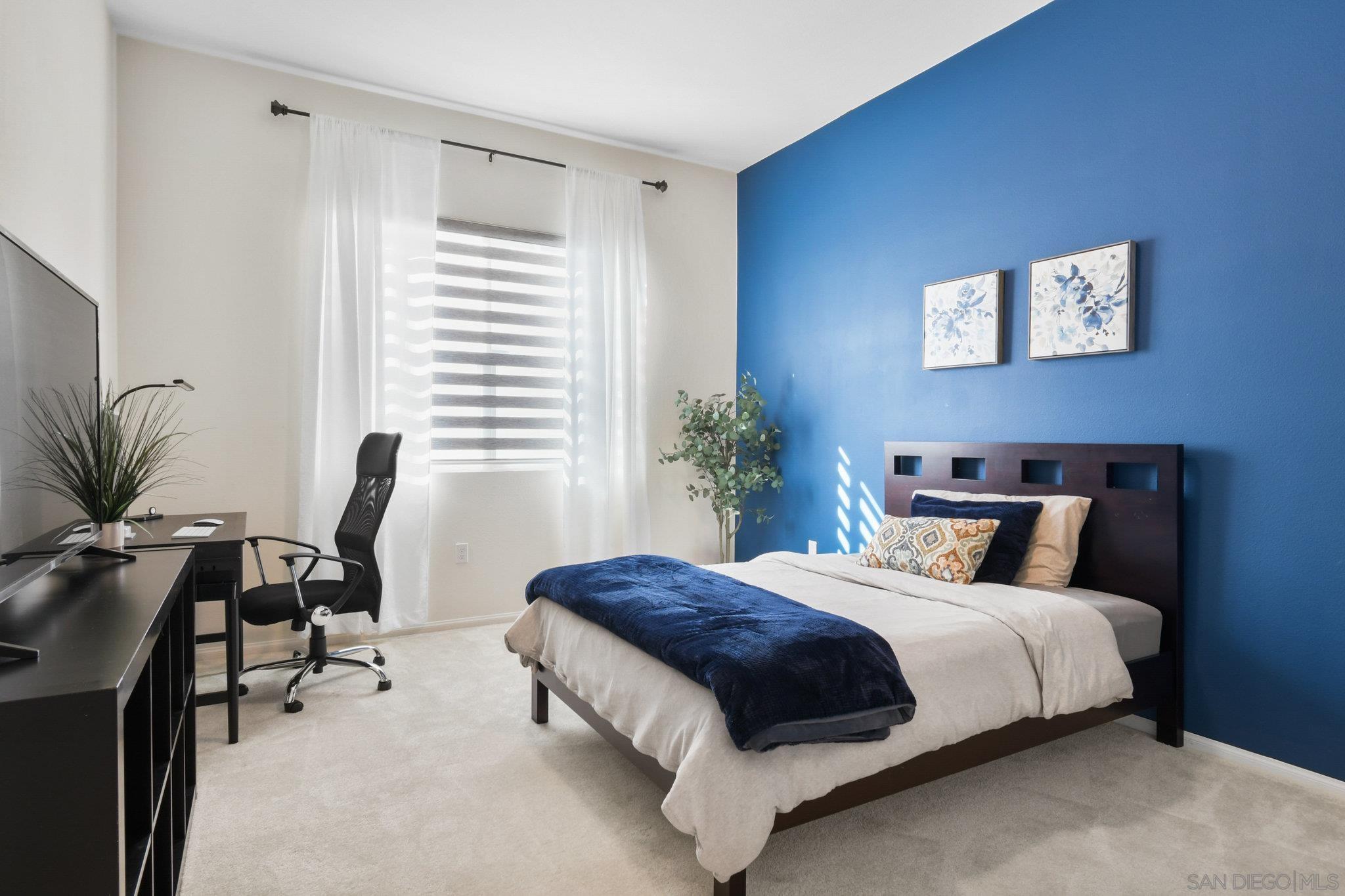 Detail Gallery Image 29 of 44 For 2034  Luzon Ln  #3,  Chula Vista,  CA 91915 - 3 Beds | 3 Baths